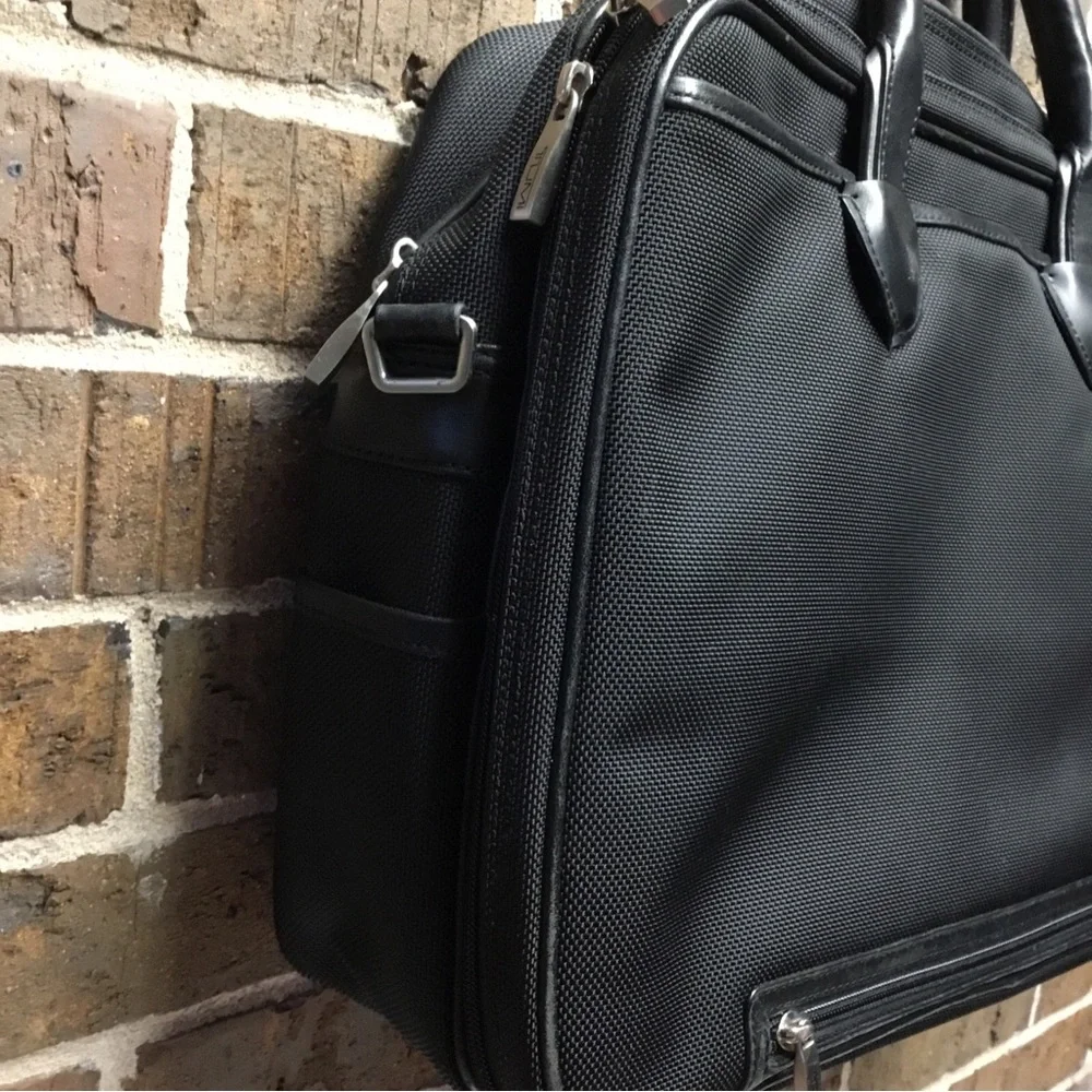 TUMI LXT  Leather  and Ballistic  16”Nylon Laptop Computer Bag Briefcase